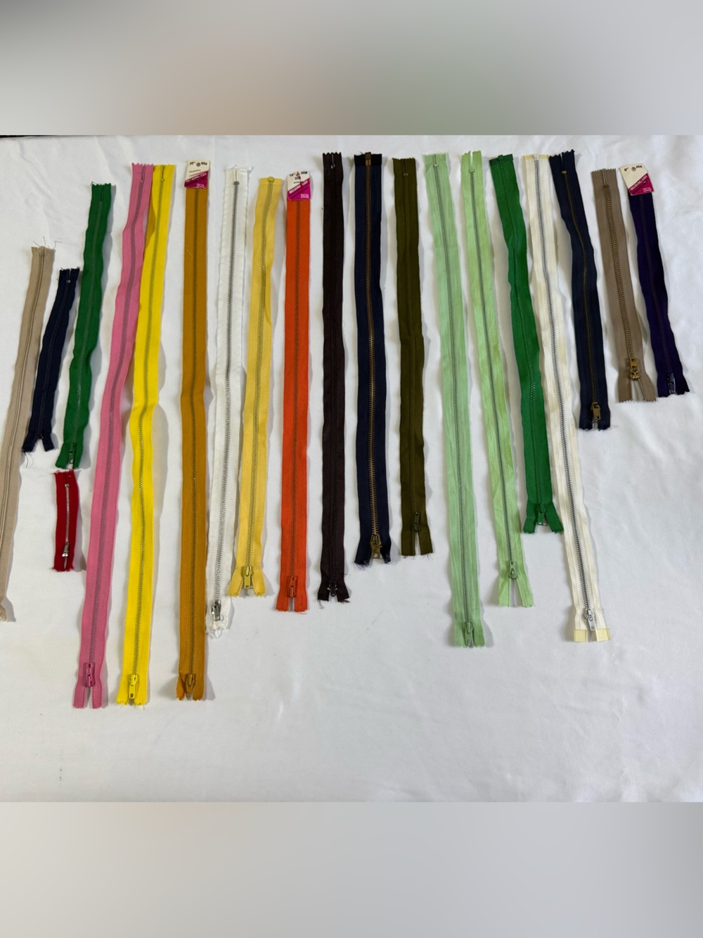 Zipper Sewing Lot Assorted Colors & Sizes New Craft Supplies